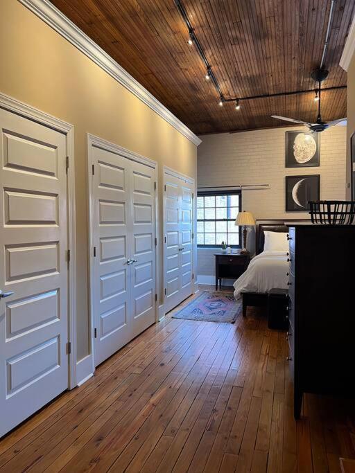 The 511. A Luxury Loft On State St. Bristol Exterior photo
